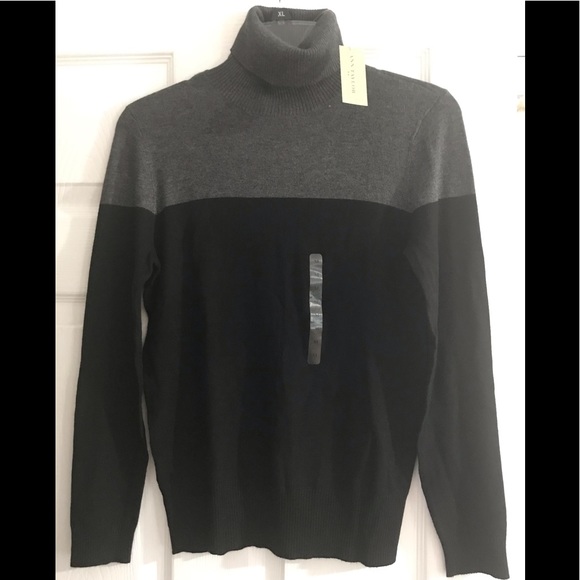 Ann Taylor Sweaters - AnnTaylor thin,long-sleeved turtleneck